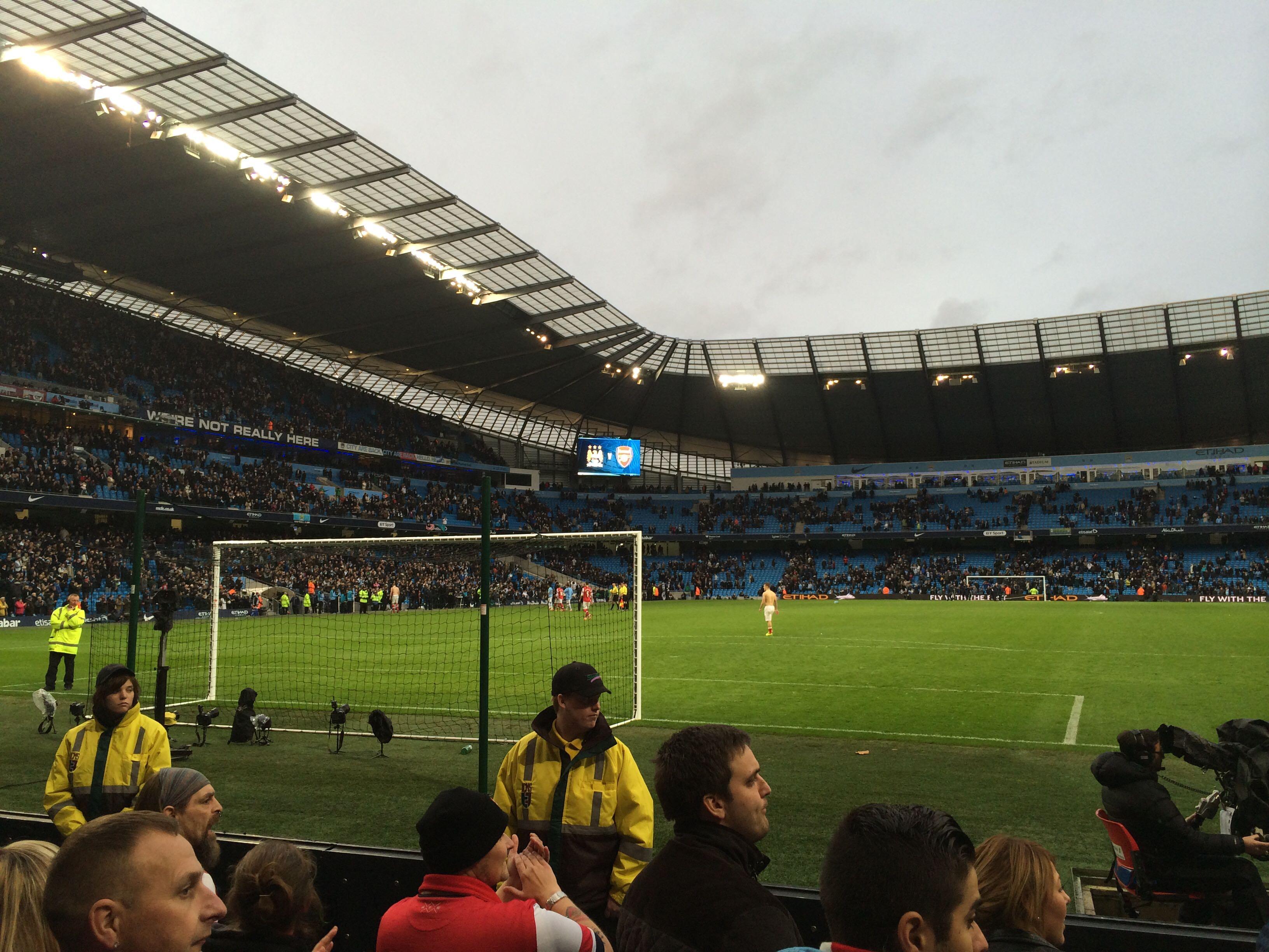 少与俄罗斯 少与俄罗斯